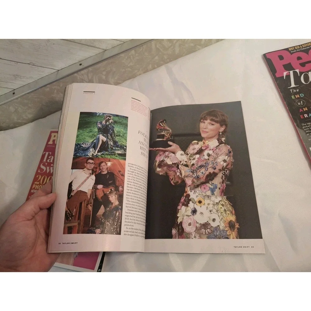 Taylor Swift Magazine Lot Of 3 People Travis Kelce 200 Photos Life Offstage